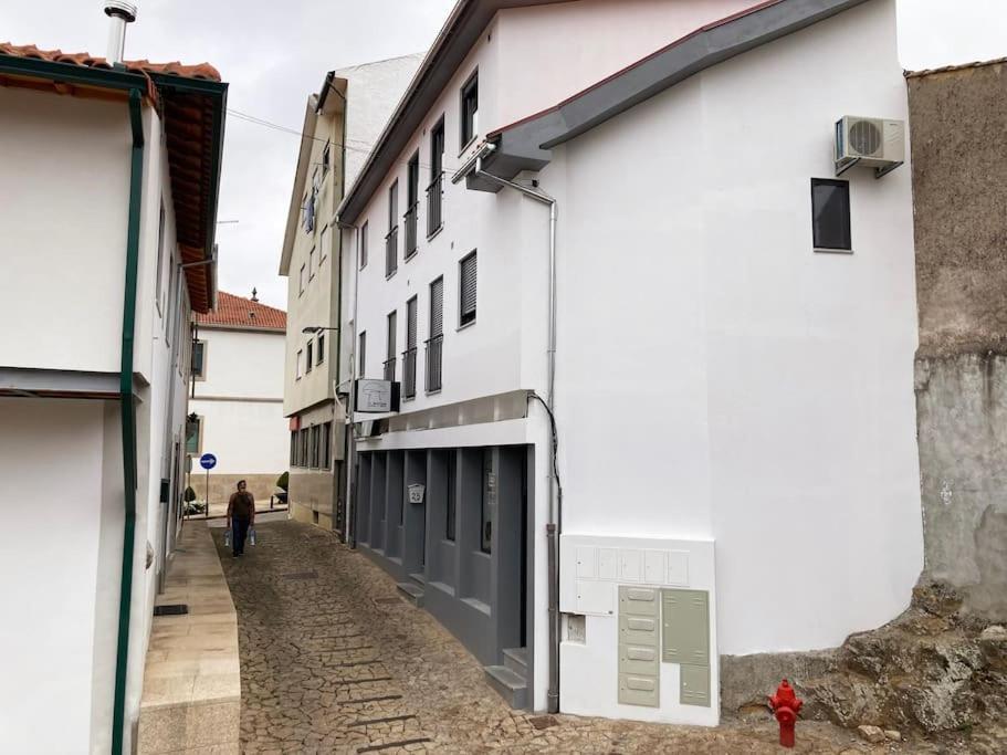 Ferienwohnung Casa Do Largo Bragança Exterior foto